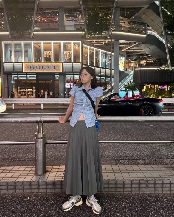《寂静岭f》女主脸模新美图：甜美可爱令人心动！(图7)