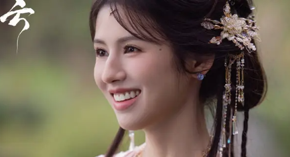 入青云天玑与纪伯宰的关系是什么