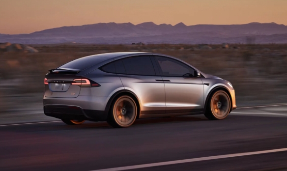 ‌圣诞季特别礼物：特斯拉美国推出FSD订阅赠送服务(图1)