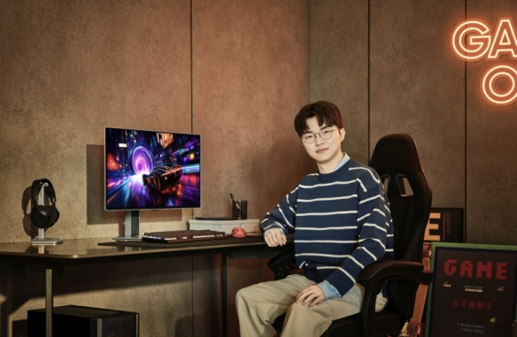 硬核装备致敬电竞精神：三星显示器T1签名臻品拍卖，启幕竞技盛宴(图4)