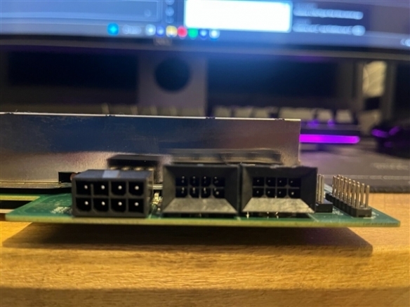 “PS5显卡”名不虚传！挖矿显卡BC-250竟能流畅玩3A(图3)