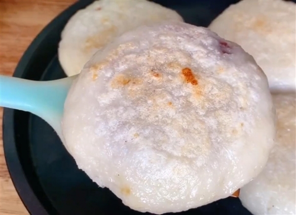 浙江“麻糍奶奶”因车祸离世！家属正协商赔偿事宜(图2)