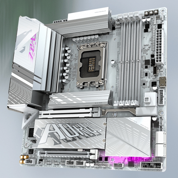 从旗舰冰雕到高性价比魔鹰,如何为年末装机精准选板?(图9)