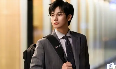 即刻上场黄月为什么退出