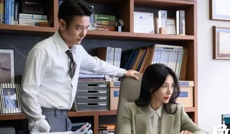 即刻上场白晓和宋一帆是什么关系