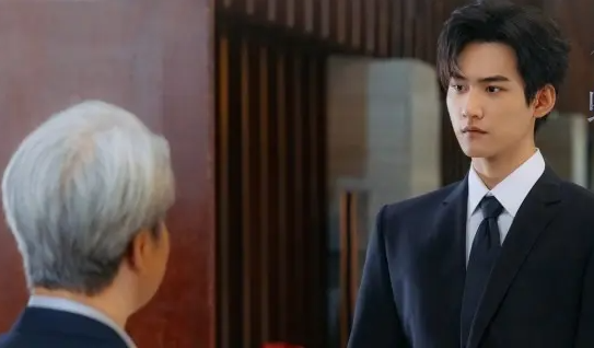 狙击蝴蝶李雾什么时候爱上女主的