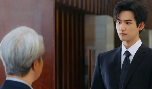 狙击蝴蝶李雾什么时候表白的