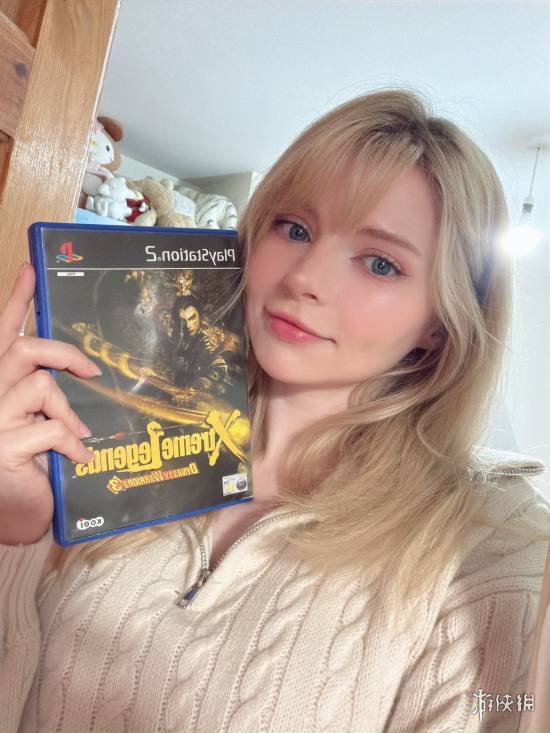 《生化危机4》艾什莉体模晒自己的《真三国无双》周边(图3)