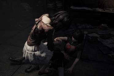 吓人一大跳!《零红蝶RE》角色介绍:新截图阴森恐怖