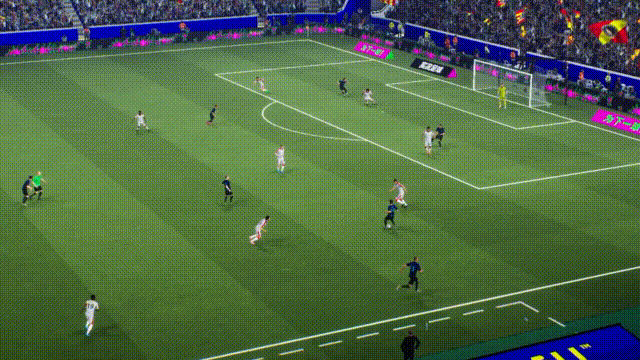 优雅坚盾坐镇枪手防线，右路飞翼铸就蓝黑巅峰！