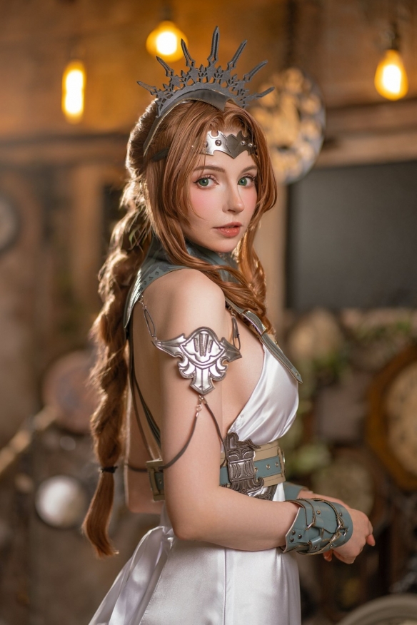 《最终幻想7》爱丽丝迎41岁生日！大量粉丝晒COS庆祝(图4)