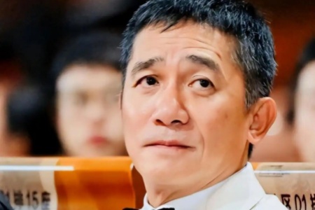 梁朝伟谈社恐日常：为防被认出 买六张电影票独自观影