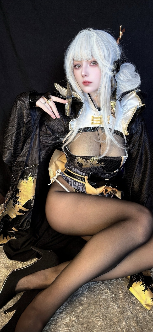 《尼尔：机械纪元》2B绝美COS美图：这也太大大大了！(图6)